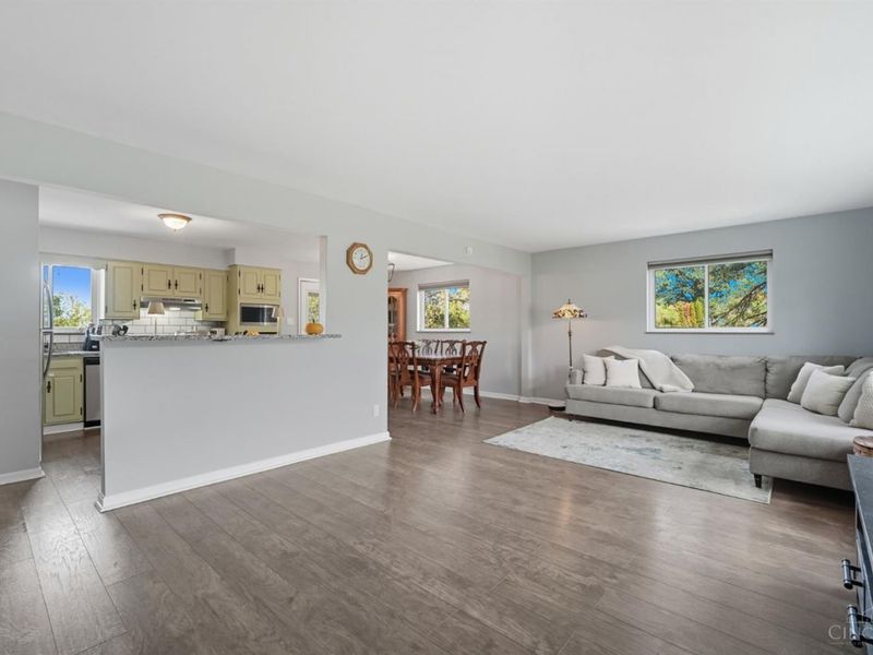 5563 Haft Road, Green Township, OH 45247 Photo 8