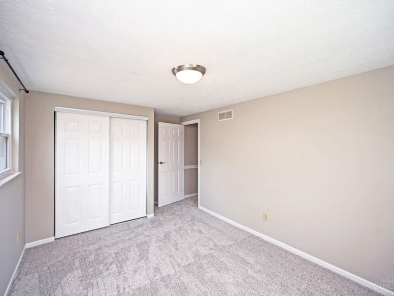 8878 Pembrooke Street, Maineville, OH 45039 Photo 33