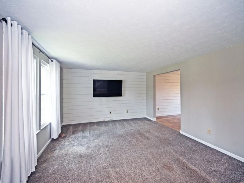 8878 Pembrooke Street, Maineville, OH 45039 Photo 5