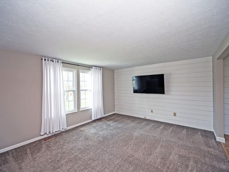 8878 Pembrooke Street, Maineville, OH 45039 Photo 6