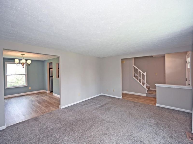 8878 Pembrooke Street, Maineville, OH 45039 Photo 8