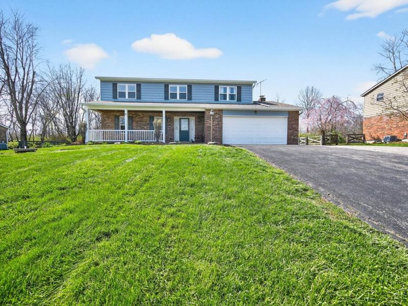 5573 Day Drive, Miami Twp, OH 45150 Photo 3