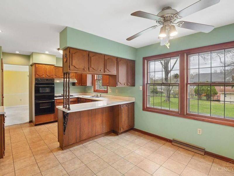 10215 Pendery Drive, Montgomery, OH 45242 Photo 15