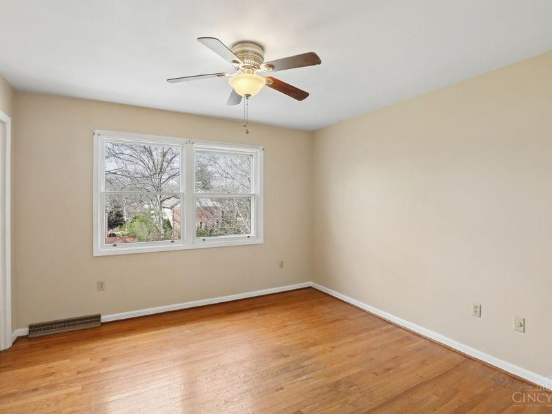 10215 Pendery Drive, Montgomery, OH 45242 Photo 24