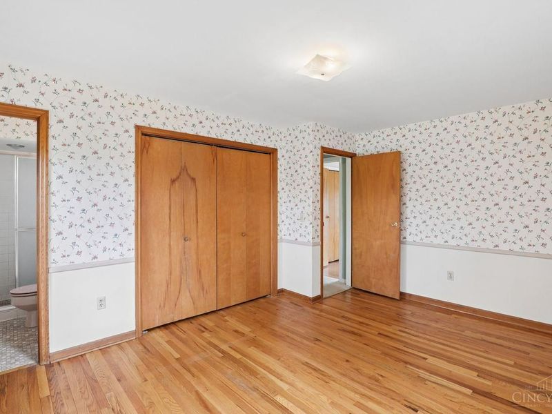 10215 Pendery Drive, Montgomery, OH 45242 Photo 27