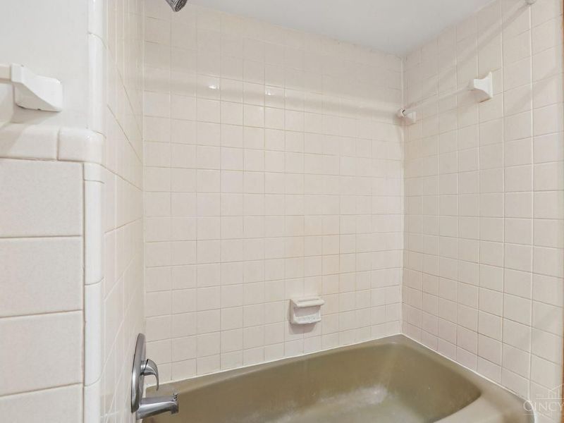 10215 Pendery Drive, Montgomery, OH 45242 Photo 36