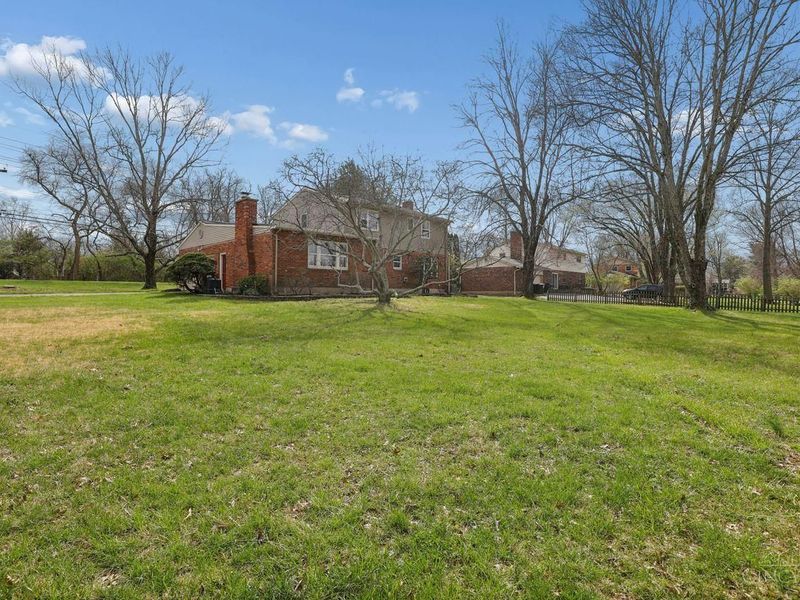 10215 Pendery Drive, Montgomery, OH 45242 Photo 51