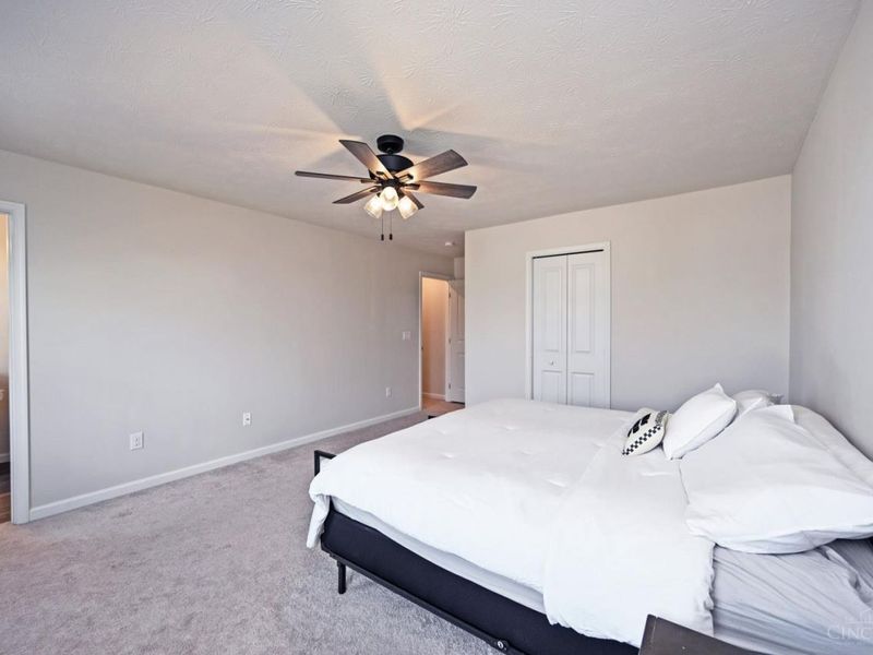 5021 Sullivans Ridge Drive, Morrow, OH 45152 Photo 14