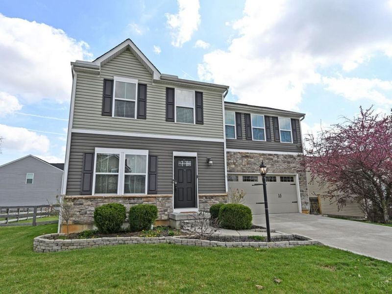 5021 Sullivans Ridge Drive, Morrow, OH 45152 Photo 3