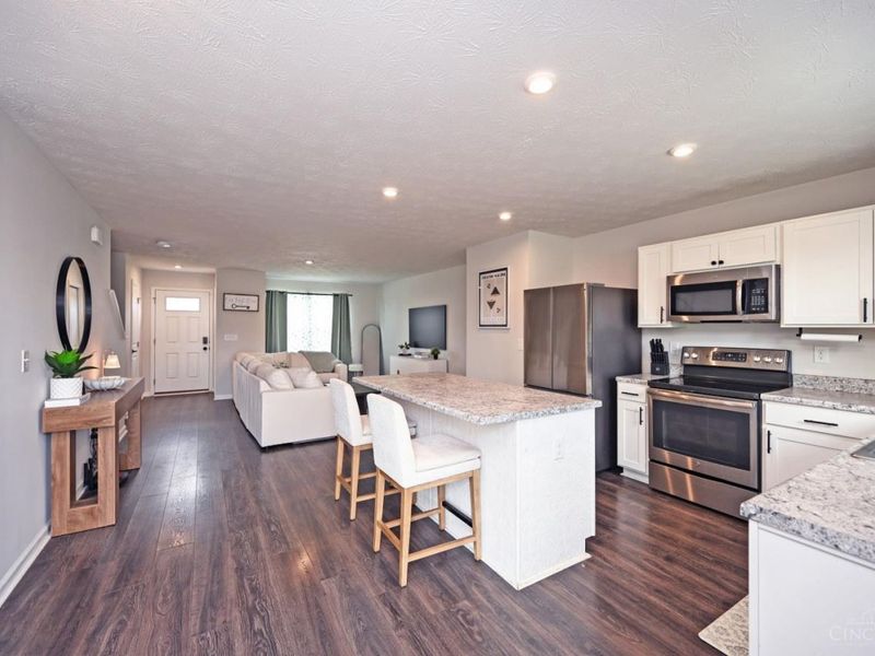 5021 Sullivans Ridge Drive, Morrow, OH 45152 Photo 5