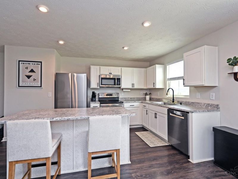 5021 Sullivans Ridge Drive, Morrow, OH 45152 Photo 8