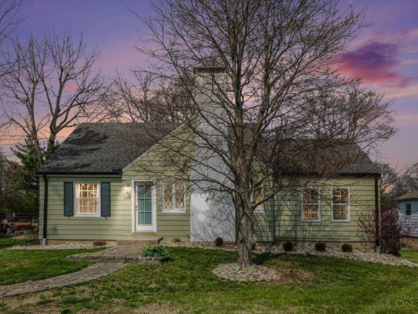 282 W Kemper Road, Springdale, OH 45246