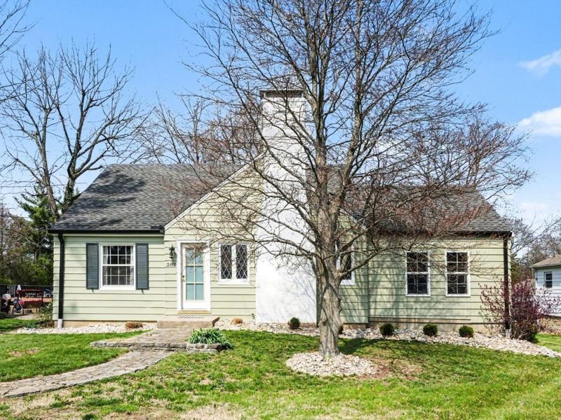 282 W Kemper Road, Springdale, OH 45246 Photo 2