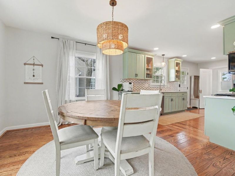 282 W Kemper Road, Springdale, OH 45246 Photo 8