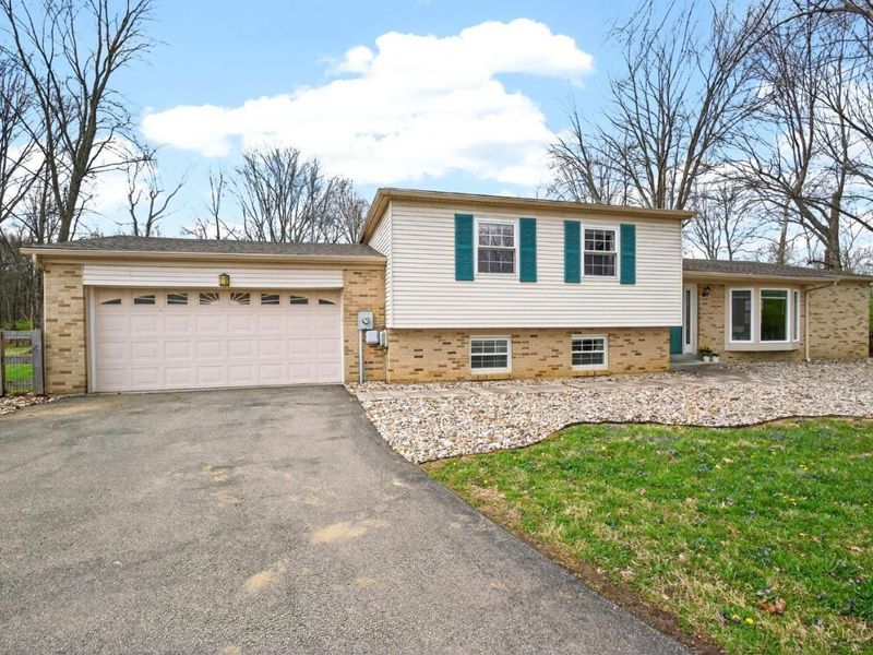 5927 Pinto Place, Miami Twp, OH 45150 Photo 2