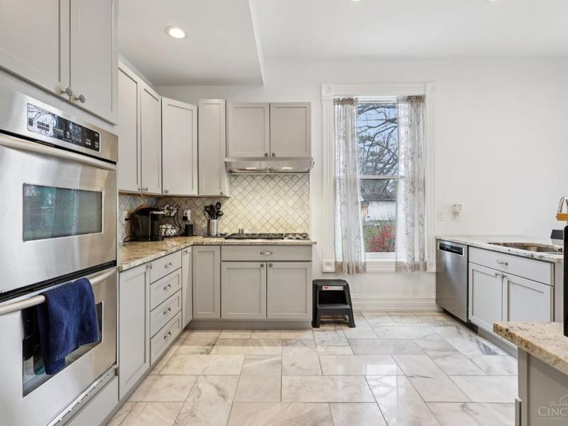 96 Woodsdale Ave, Cincinnati, OH 45216 Photo 26