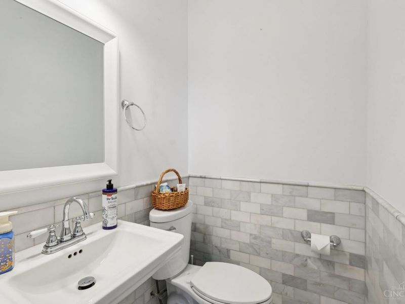 96 Woodsdale Ave, Cincinnati, OH 45216 Photo 34