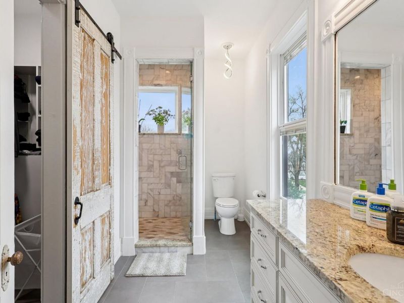 96 Woodsdale Ave, Cincinnati, OH 45216 Photo 45