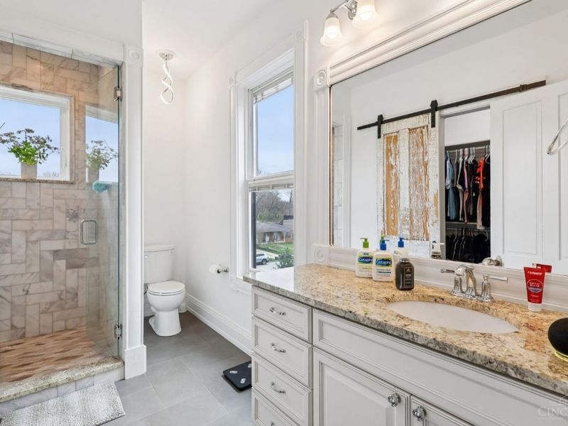 96 Woodsdale Ave, Cincinnati, OH 45216 Photo 46