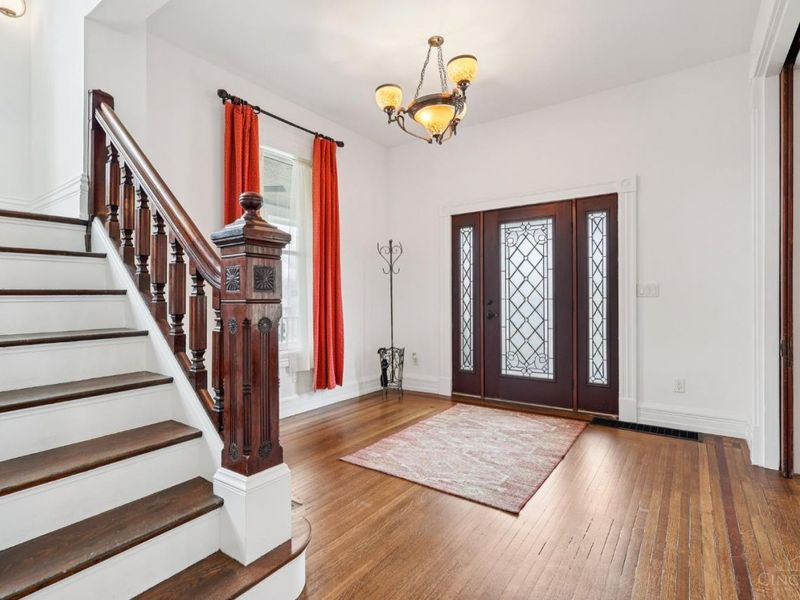 96 Woodsdale Ave, Cincinnati, OH 45216 Photo 8