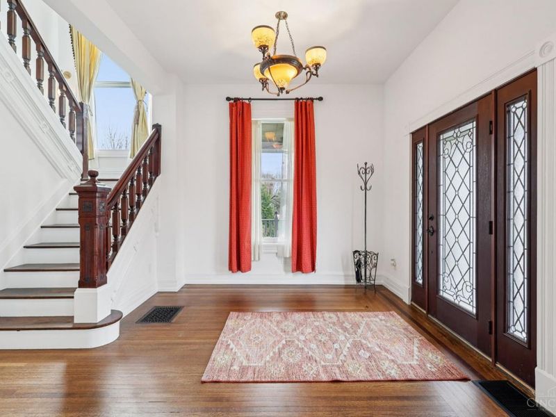 96 Woodsdale Ave, Cincinnati, OH 45216 Photo 9