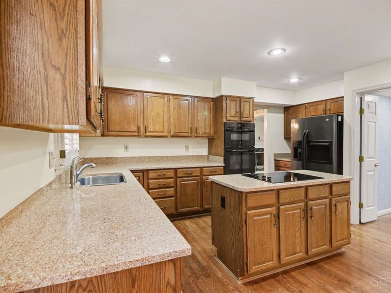 2289 Lauren Close, Anderson Twp, OH 45244 Photo 15