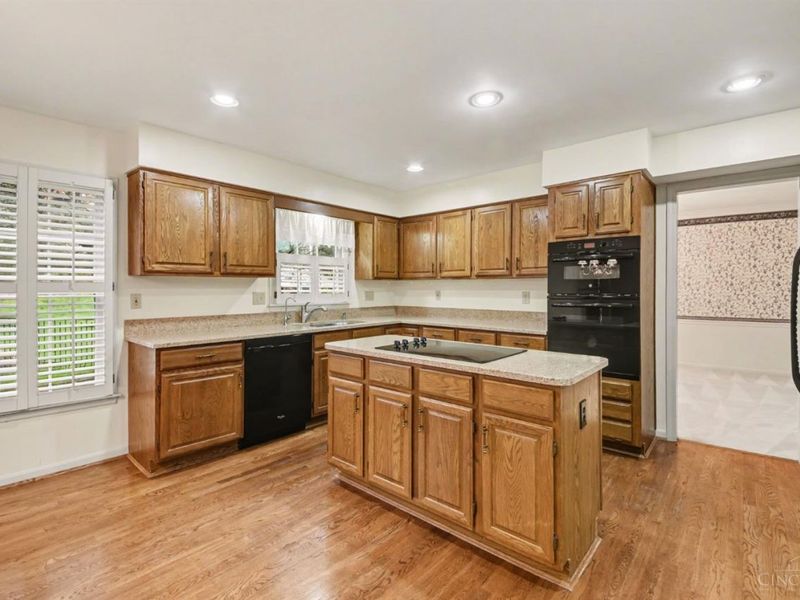 2289 Lauren Close, Anderson Twp, OH 45244 Photo 17