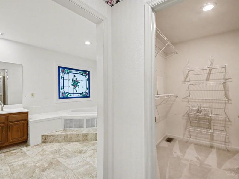 2289 Lauren Close, Anderson Twp, OH 45244 Photo 36