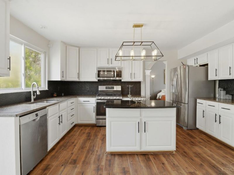 8524 Sunmont, Anderson Twp, OH 45255 Photo 13