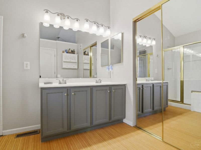 8524 Sunmont, Anderson Twp, OH 45255 Photo 26