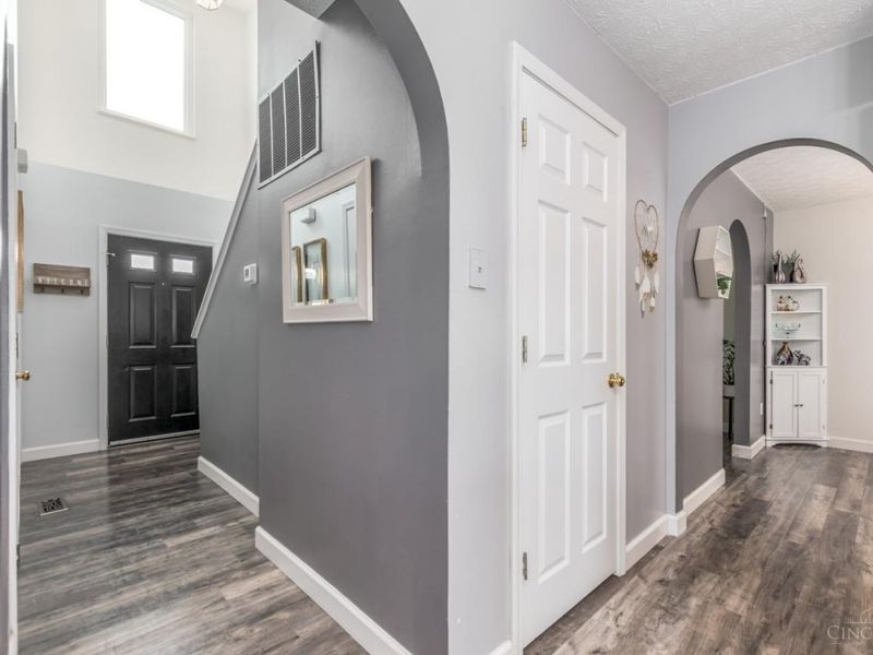 5346 Roden Park Drive, Monroe, OH 45050 Photo 13