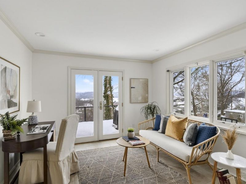 1002 Richwood Circle, Cincinnati, OH 45208 Photo 11