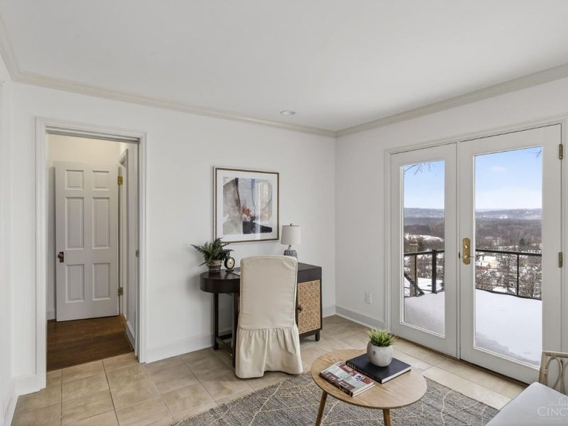 1002 Richwood Circle, Cincinnati, OH 45208 Photo 13