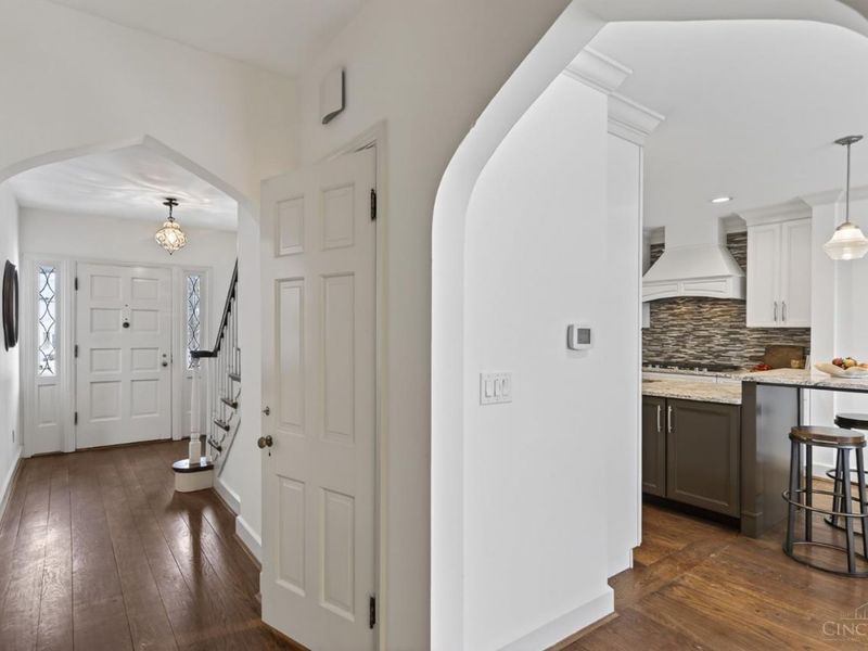 1002 Richwood Circle, Cincinnati, OH 45208 Photo 14