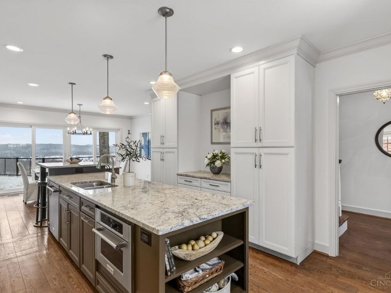 1002 Richwood Circle, Cincinnati, OH 45208 Photo 18