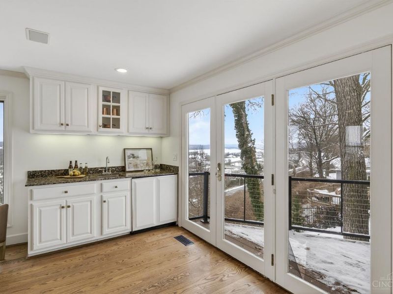 1002 Richwood Circle, Cincinnati, OH 45208 Photo 32