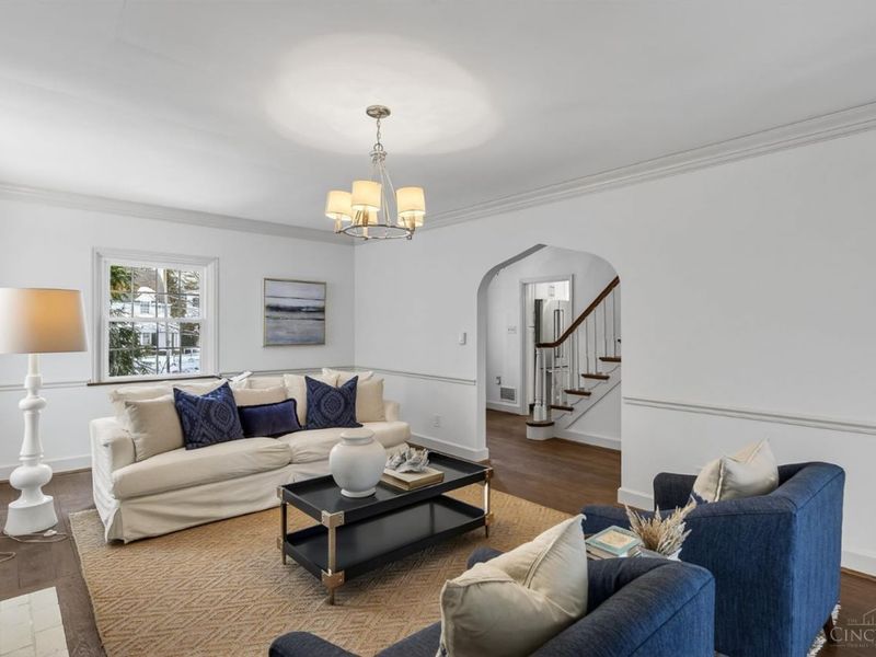 1002 Richwood Circle, Cincinnati, OH 45208 Photo 9