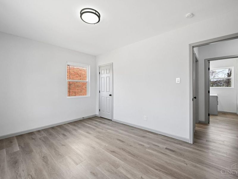 6826 Sampson Lane, Silverton, OH 45236 Photo 16