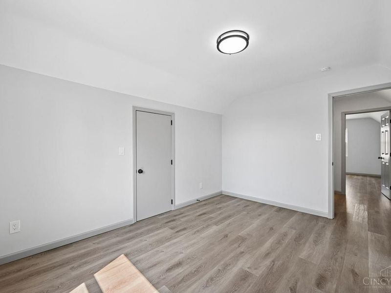 6826 Sampson Lane, Silverton, OH 45236 Photo 18