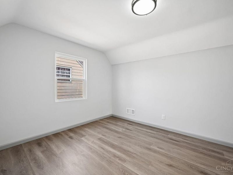 6826 Sampson Lane, Silverton, OH 45236 Photo 23