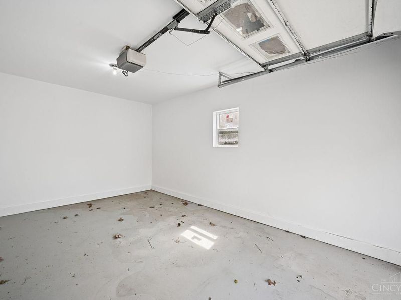 6826 Sampson Lane, Silverton, OH 45236 Photo 33