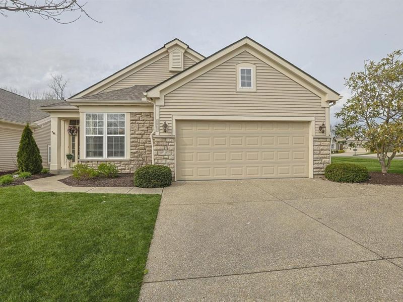 1301 Black Horse Run, Lebanon, OH 45036 Photo 1