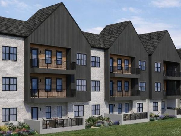 4234 Park Place Circle, Unit 303, Blue Ash, OH 45242