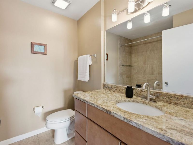 2700 Ashland Avenue, Unit 52, Cincinnati, OH 45206 Photo 17