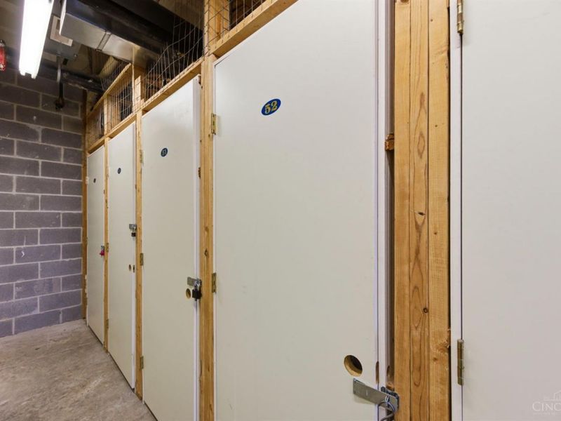 2700 Ashland Avenue, Unit 52, Cincinnati, OH 45206 Photo 29