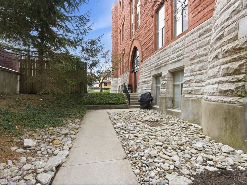 2700 Ashland Avenue, Unit 52, Cincinnati, OH 45206 Photo 36
