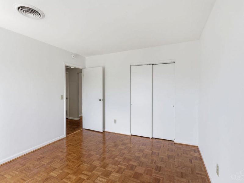 3825 Petoskey Avenue, Unit 31, Mariemont, OH 45227 Photo 19