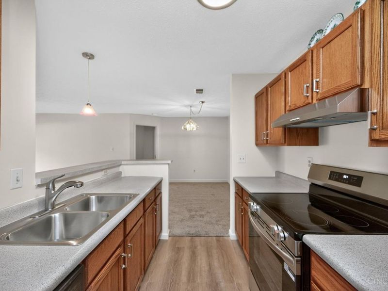 12071 Carrington Lane, Unit 101, Symmes Township, OH 45140 Photo 9