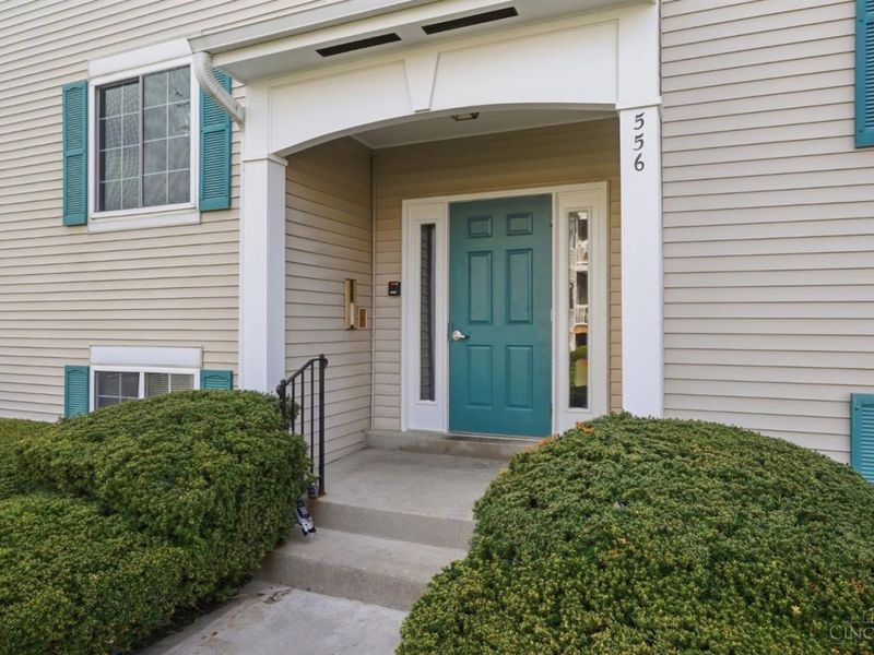 556 Aspen Glen Drive, Unit 802, Union Twp, OH 45244 Photo 2