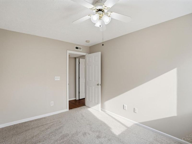 556 Aspen Glen Drive, Unit 802, Union Twp, OH 45244 Photo 32